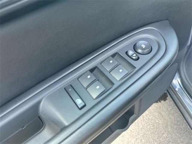 Photo of 2014 Cyber Gray Metallic Chevrolet Traverse