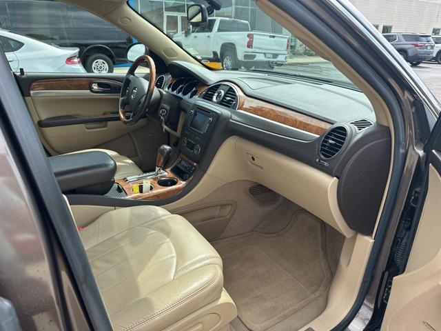 Photo of 2008 Cocoa Metallic Buick Enclave