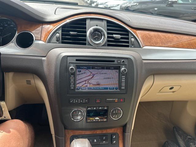 Photo of 2008 Cocoa Metallic Buick Enclave