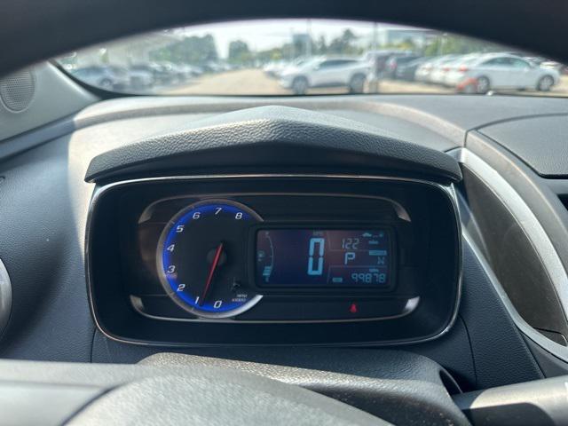 Photo of 2016 Crimson Metallic Chevrolet Trax