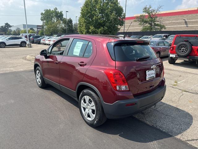 Photo of 2016 Crimson Metallic Chevrolet Trax