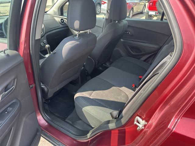 Photo of 2016 Crimson Metallic Chevrolet Trax
