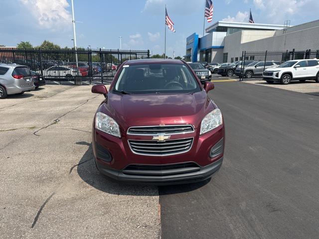 Photo of 2016 Crimson Metallic Chevrolet Trax