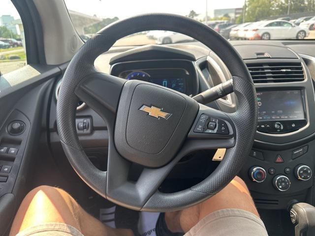 Photo of 2016 Crimson Metallic Chevrolet Trax