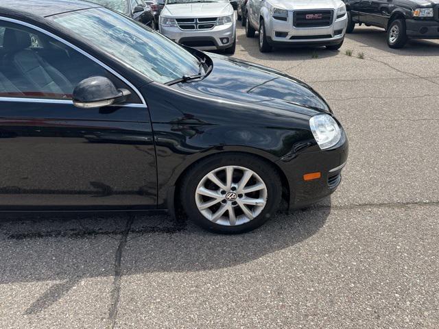 Photo of 2010 Black Volkswagen Jetta