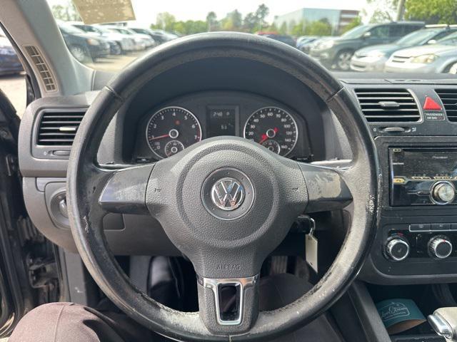 Photo of 2010 Black Volkswagen Jetta
