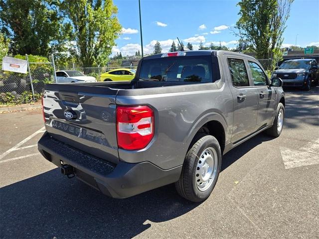 Photo of 2025 Carbonized Gray Metallic Ford Maverick
