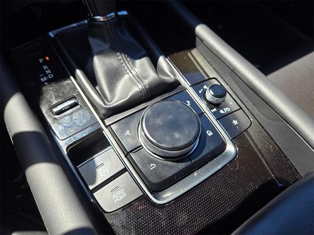 Photo of 2021 Snowflake White Pearl Mazda Mazda3