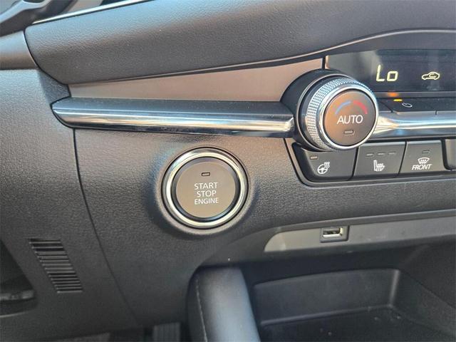 Photo of 2021 Snowflake White Pearl Mazda Mazda3