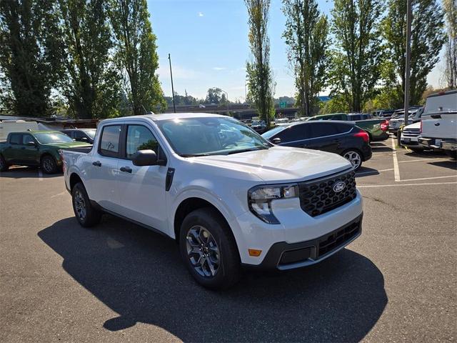 Photo of 2025 Space White Metallic Ford Maverick