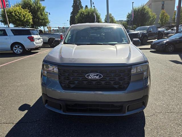 Photo of 2025 Carbonized Gray Metallic Ford Maverick