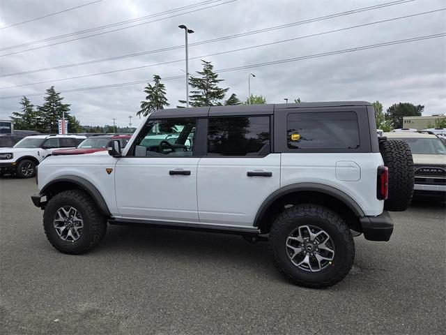 Photo of 2025 Oxford White Ford Bronco