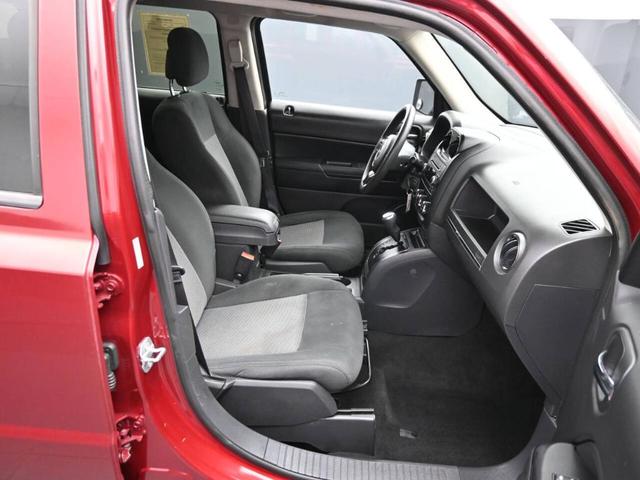 Photo of 2015 Red Jeep Patriot