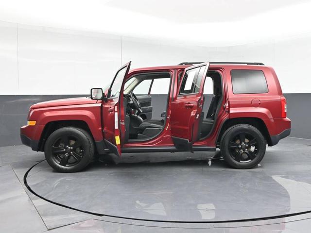 Photo of 2015 Red Jeep Patriot