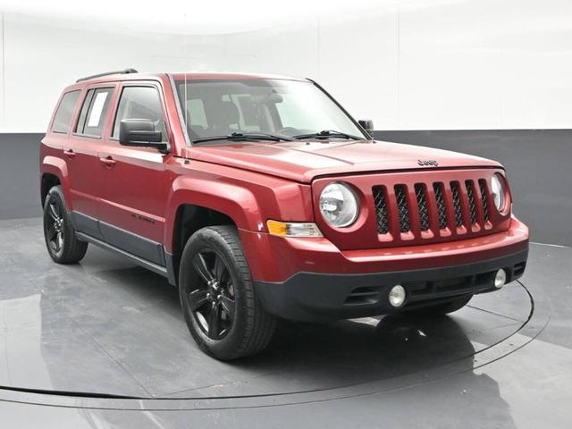 Photo of 2015 Red Jeep Patriot