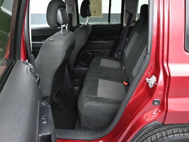 Photo of 2015 Red Jeep Patriot
