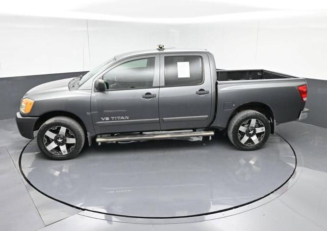 Photo of 2010 Smoke Metallic Nissan Titan
