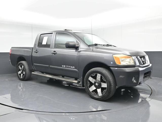 Photo of 2010 Smoke Metallic Nissan Titan