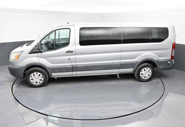 Photo of 2016 Gray Ford Transit-350