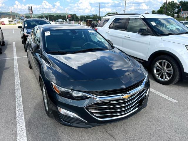 Photo of 2020 Gray Chevrolet Malibu
