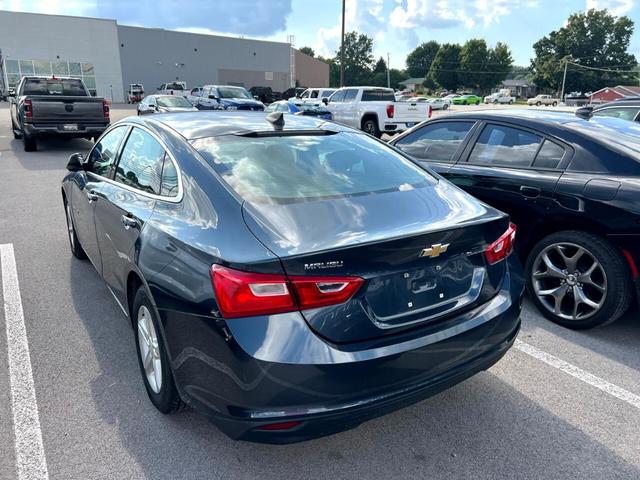 Photo of 2020 Gray Chevrolet Malibu