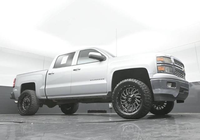 Photo of 2014 Silver Chevrolet Silverado 1500