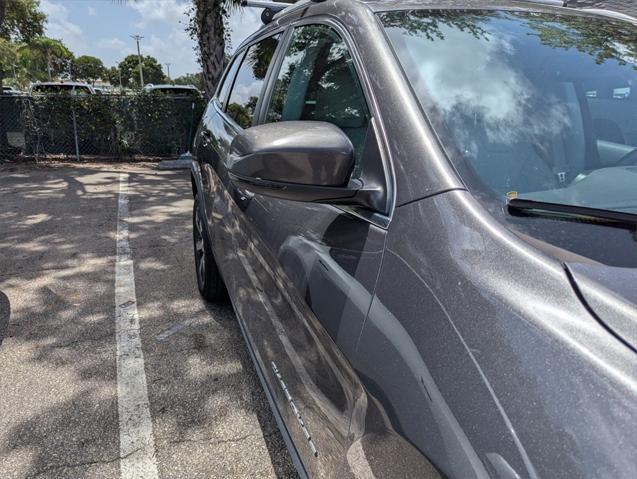 Photo of 2019 Granite Crystal Metallic Clearcoat Jeep Cherokee