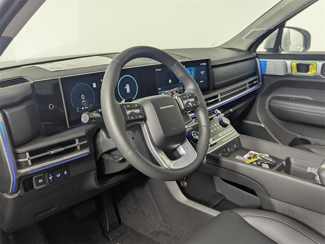 Photo of 2025 Shimmering Silver Hyundai SANTA FE