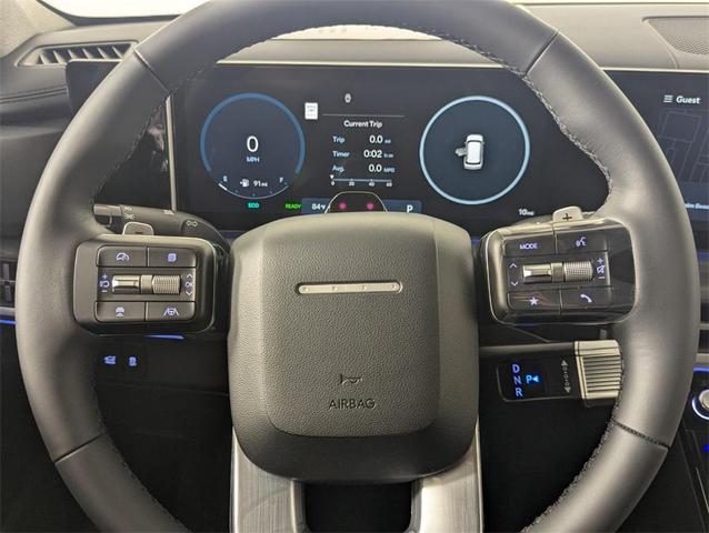 Photo of 2025 Shimmering Silver Hyundai SANTA FE