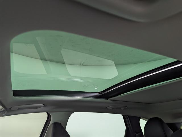 Photo of 2024 Black Pearl Hyundai TUCSON Hybrid