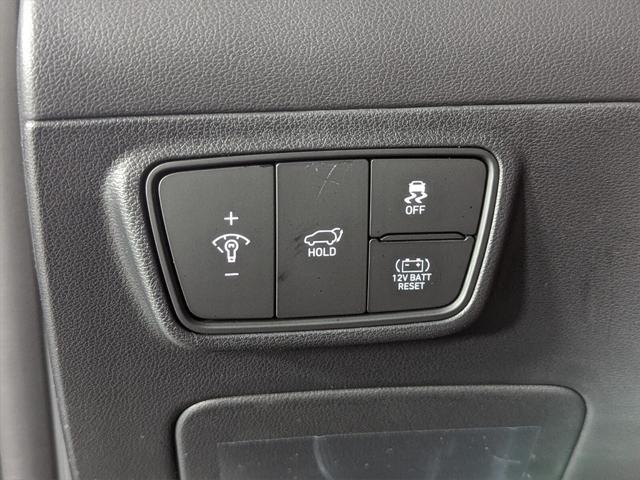 Photo of 2024 Black Pearl Hyundai TUCSON Hybrid