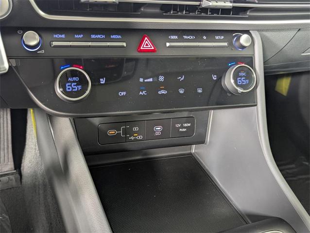 Photo of 2025 Abyss Black Hyundai SONATA