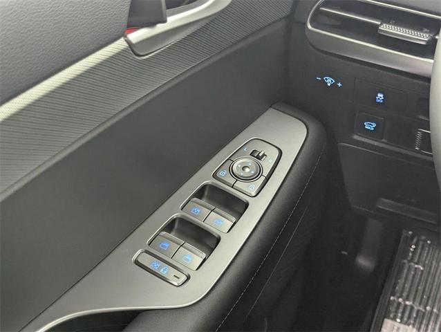 Photo of 2025 Hyper White Hyundai PALISADE