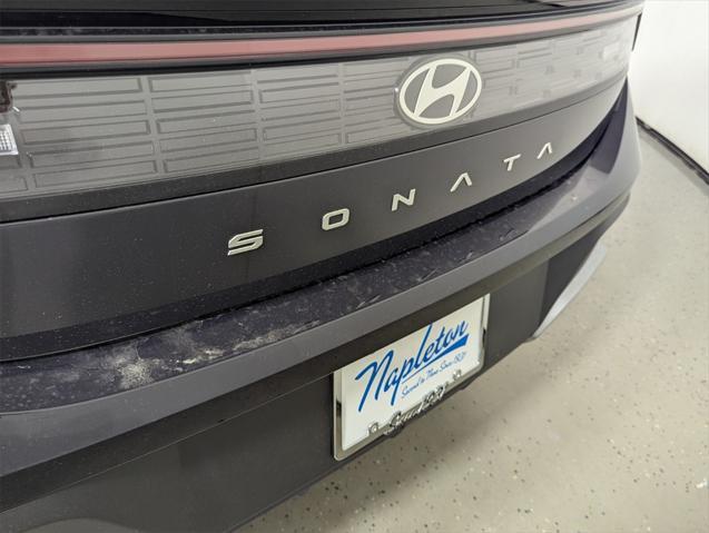 Photo of 2025 Carbon Blue Hyundai SONATA