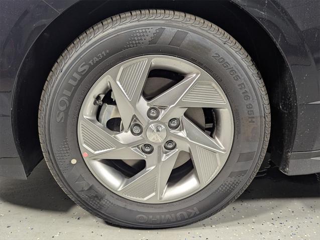 Photo of 2025 Carbon Blue Hyundai SONATA