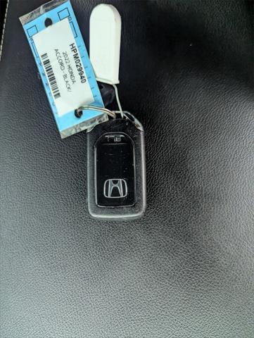 Photo of 2022 Crystal Black Pearl Honda Accord