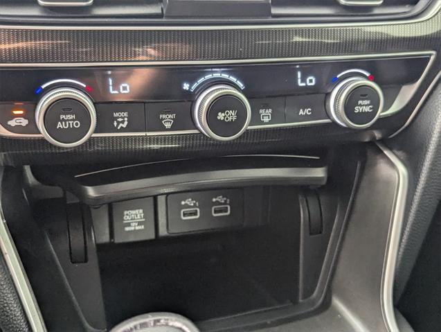 Photo of 2022 Crystal Black Pearl Honda Accord
