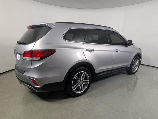 Photo of 2017 Iron Frost Hyundai SANTA FE