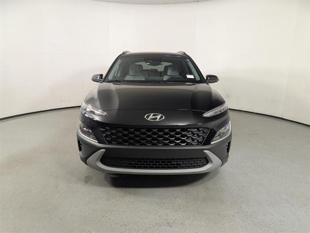 Photo of 2023 Abyss Black Pearl Hyundai KONA
