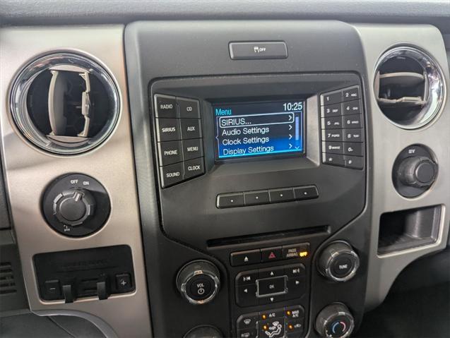 Photo of 2014 Ingot Silver Metallic Ford F-150