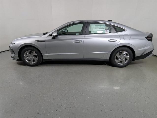Photo of 2025 Aero Silver Hyundai SONATA