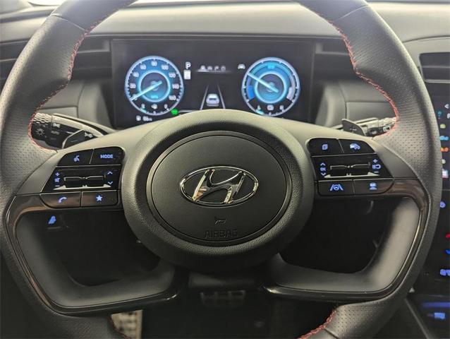 Photo of 2024 Black Pearl Hyundai TUCSON Hybrid