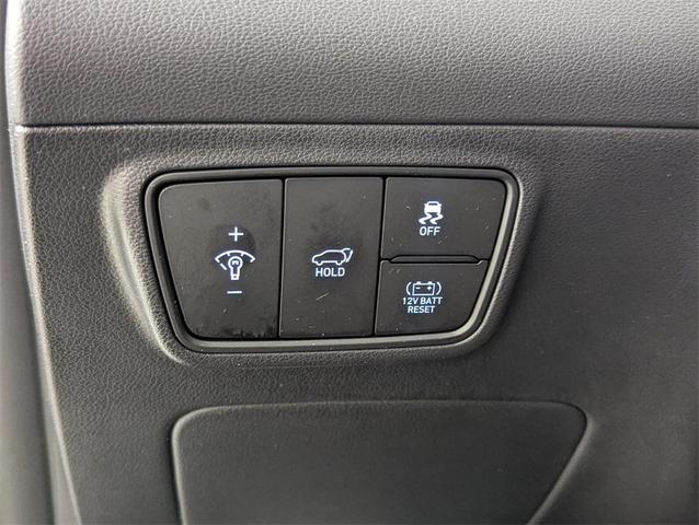 Photo of 2024 Black Pearl Hyundai TUCSON Hybrid