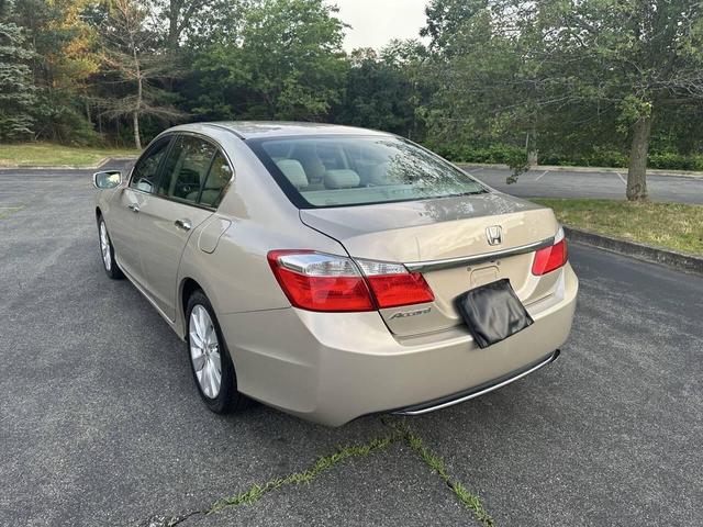Photo of 2015 Tan Honda Accord