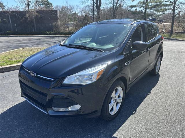 Photo of 2016 Black Ford Escape