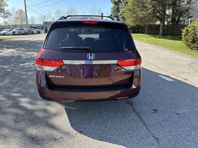 Photo of 2014 Burgundy Honda Odyssey
