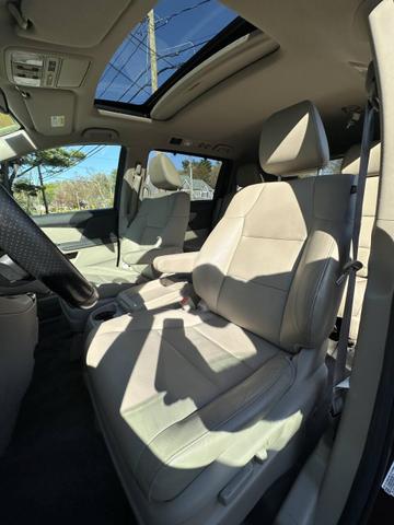 Photo of 2014 Burgundy Honda Odyssey