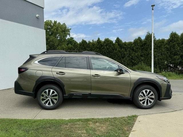 Photo of 2025 Autumn Green Subaru Outback