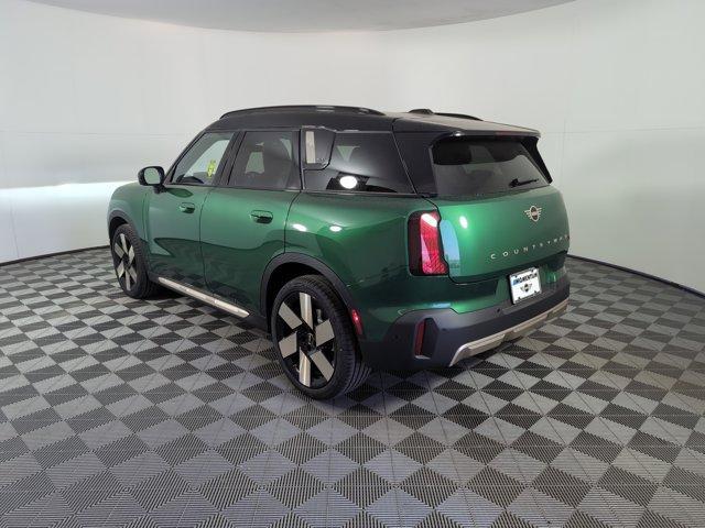 Photo of 2025 British Racing Green IV Metallic MINI Countryman