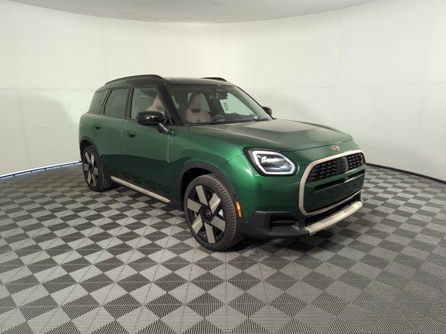 Photo of 2025 British Racing Green IV Metallic MINI Countryman